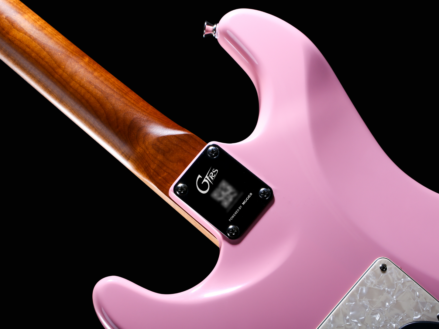 【4/25(金)16:00までストラップロック付属】Mooer GTRS S800 / エレキギター