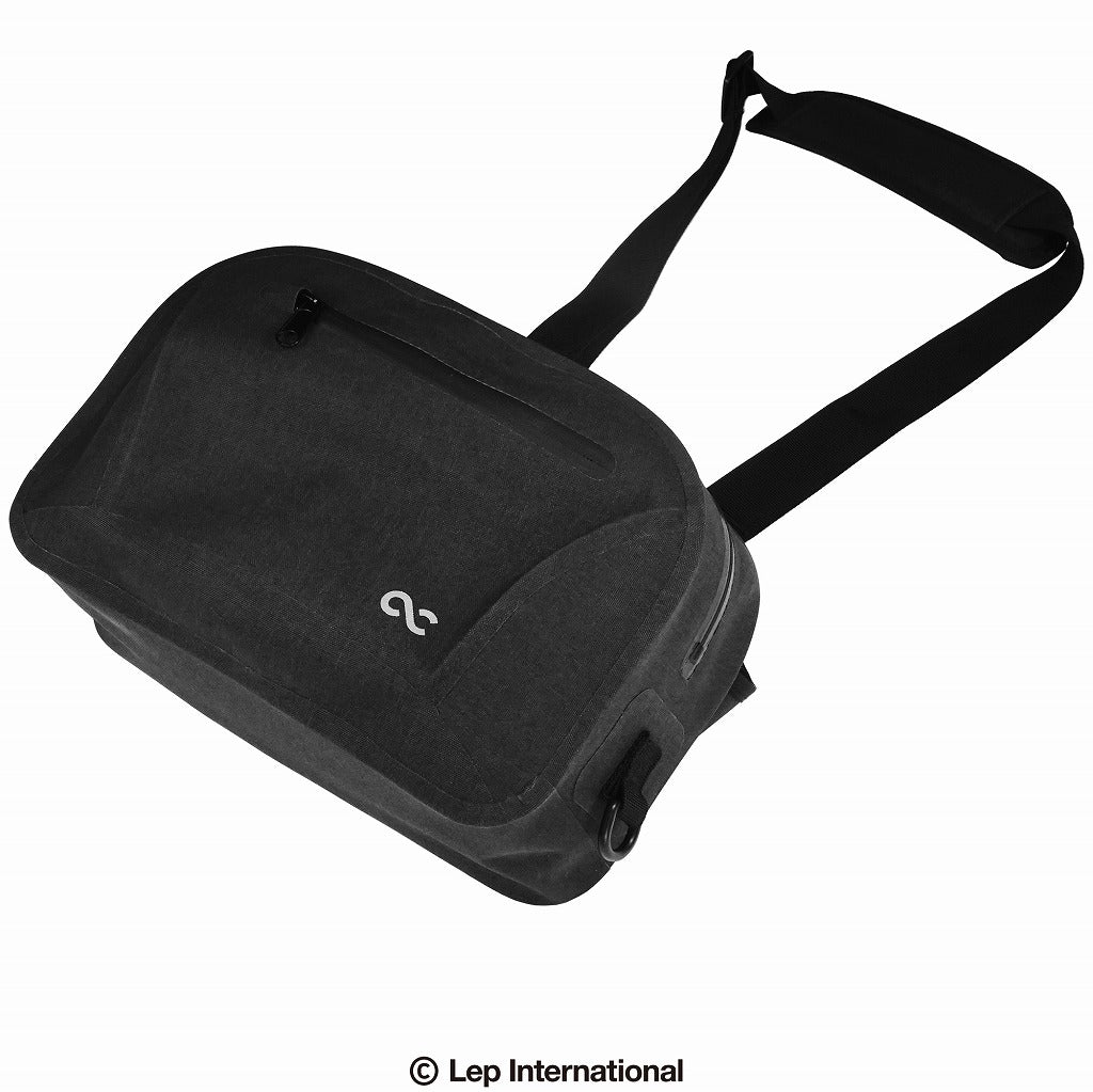 One Control - Waterproof Sling Tail Bag Black | 防水 エフェクターインナーバッグ ウエストポーチ ボディバッグ