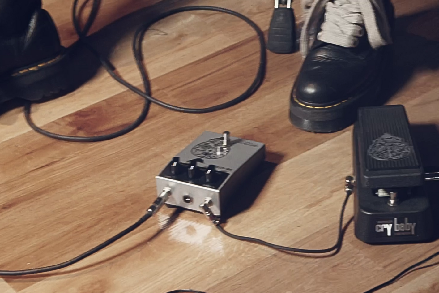 Wren and Cuff UB-STONE ギターエフェクター Wren and Cuff / UB-STONE FUZZ – NINEVOLT