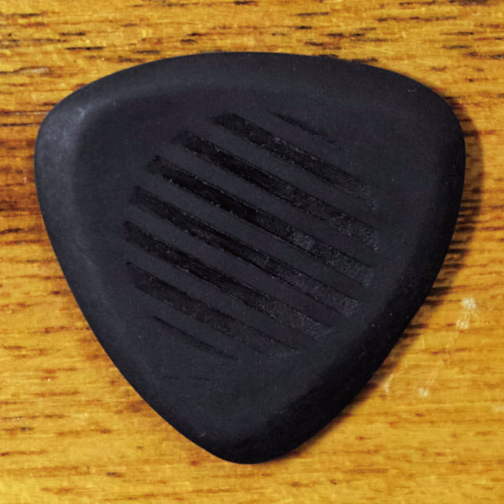 Kavaborg　Meteorite Picks Triangle 3mm 10枚セット ブラック 【ゆうパケット対応可能】